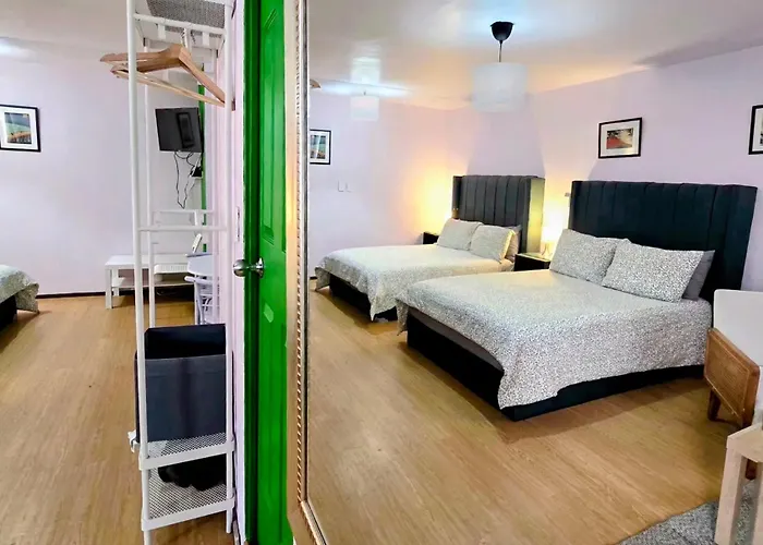 Сasa de vacaciones Amplia 4 Huéspedes Espacios Cómodos, Diseño Relajante Y Ubicación Céntrica